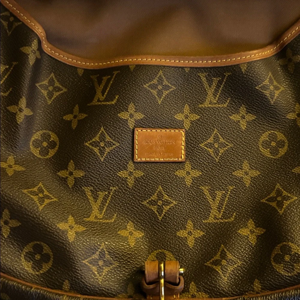Louis Vuitton Brown Monogram Shoulder Bag - Picture 9 of 16